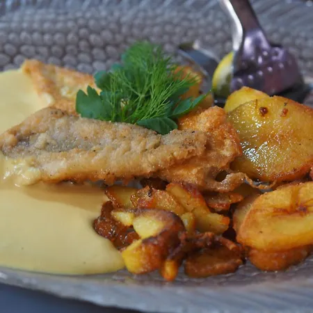 リュッチェ ブルク 3* Lütjenburg