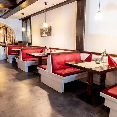 Luettje Burg Hotel 3*