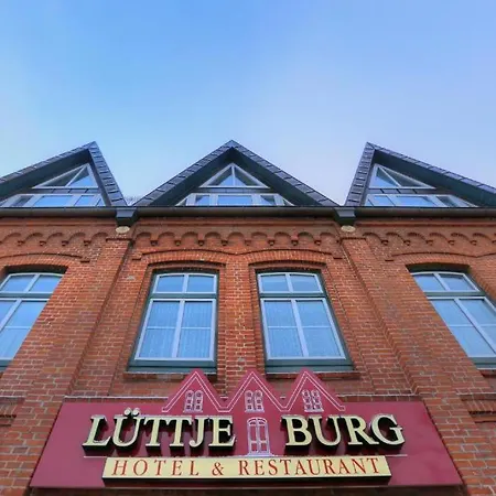 Luettje Burg Hotel Luetjenburg
