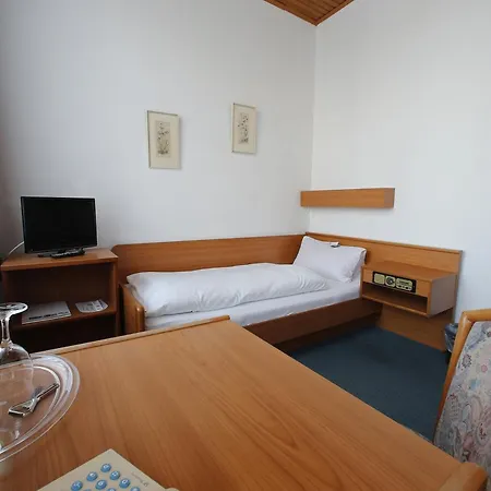 Hotel Luettje Burg